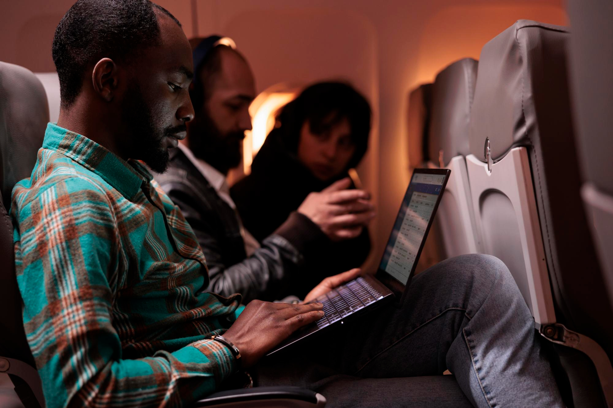 How To Travel With A Laptop In Airlines: A Guide & Tips